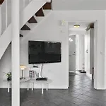 0371-romo-sonder-frankel-4 بيت للعطل *